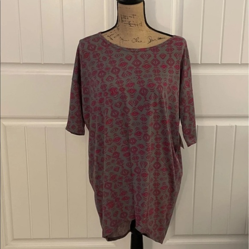 Lularoe Irma‎